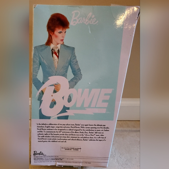 Barbie signature David Bowie Barbie #2 limited edition - Picture 2 of 3